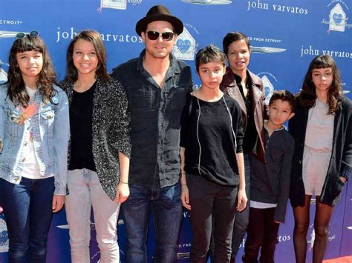 Unveiling The Secrets Of Justin Chambers' Family: A Journey Into Parenthood